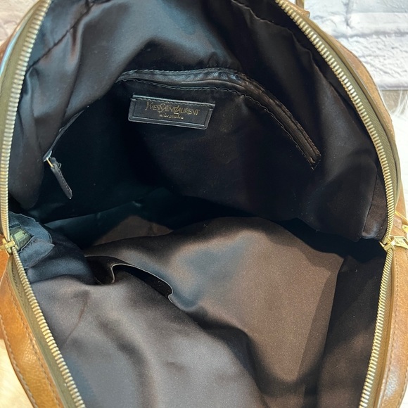 NEW ARRIVAL: Yves Saint Laurent Muse Large Tote Bag - Picture 10 of 15